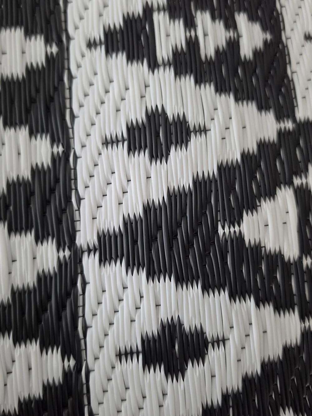 Black & White Geometric Indoor/Outdoor Door Mat